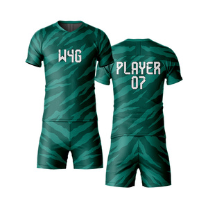 Maillots de football pour hommes personnalisés avec impression par transfert thermique, manches courtes, écologiques, 100% polyester - Product Image 1