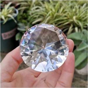 Offre Spéciale sur Diamants CVD Certifiés de Laboratoire, Haute Brillance, Couleur DEF, pour Bagues de Mariage et Pendentifs, Disponibles à la Vente - Product Image 2