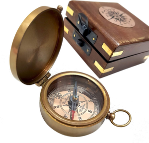 Boussole en laiton antique avec boîte cadeau en bois, boussole de navigation nautique, boussole de poche, boussole de voyage, cadeau décoratif - Product Image 1