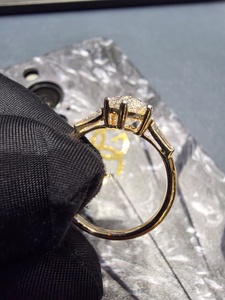 Anillo de Compromiso Moderno de Oro de 14K con Diamante Certificado IGI en Engaste de Garras, Anillo de Boda Pulido Brillante, Joyería de Regalo para Uso Diario - Product Image 6