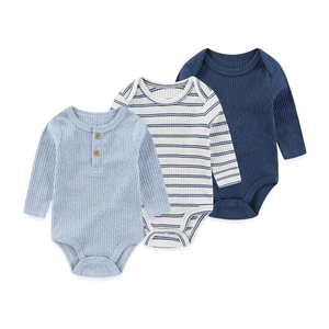 Ropa de bebé recién nacido, conjunto de regalo, algodón suave, fabricante de ropa de bebé, proveedor de bodys de moda para bebés. - Product Image 1