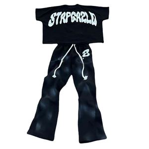 Ensemble de survêtement décontracté respirant avec logo frontal, T-shirt court et ample, et pantalon évasé, pour ODM/OEM - Product Image 4