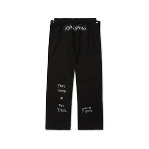 Kimono de Jiu-Jitsu Noir de Qualité Professionnelle en Coton Léger – Ensemble d'Entraînement de Grappling pour Hommes, Femmes et Adultes - Product Image 3