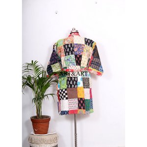 Kimono corto popular para mujer, de seda, con diseño de patchwork, ropa de dormir, bata de baño, kimono indio corto, kimono bohemio indio vintage. - Product Image 6