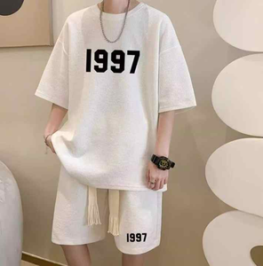 2025 hommes hiver deux pièces T-Shirt Shorts ensemble décontracté sportif à manches courtes tricoté écologique velours 3D imprimé en relief - Product Image 4