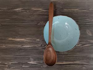 Cuchara de Cocina Tradicional de Madera, Hecha a Mano con Madera Natural Ecológica, Capacidad de 10 ml, Acabado Pulido Espejo, para Cocinar, Remover y Servir - Product Image 5