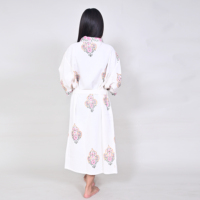 Robe longue pour femme, imprimée à la main, motif floral blanc, col en V, manches trois-quarts, vêtement de nuit décontracté, été/hiver, 100% coton, tissu gaufré