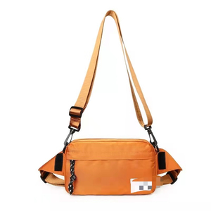 Bolso bandolera unisex de nailon con cierre de cremallera y decoración de borlas, estilo cruzado en verde oliva para uso diario. - Product Image 4