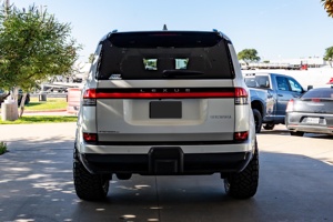 Prêt à être expédié - Lexus GX 550 Luxury+ 2025 - Vendeur vérifié - Titre propre - Garantie de 3 ans - Product Image 3