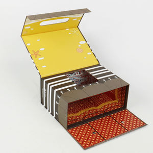 Custom Eco-Friendly Recycled <b>Materials</b> Waterproof Paperboard Gift Box <b>Magnetic</b> Closure Foldable Design for Luxury Packaging - Product Image 4