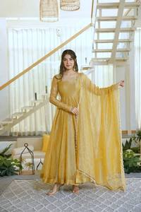 ชุดเดรส Anarkali สีเหลืองผ้าจอร์เจตต์ปักลายสไตล์อินเดีย-ปากีสถาน ยาวกรอมพื้น เนื้อผ้านุ่ม ซับในไมโครไฟเบอร์ แห้งเร็ว เหมาะสำหรับงานแต่งงานและงานปาร์ตี้ - Product Image 3