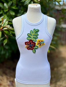 Top Casual con Cuentas Bordadas a Mano, Top con Cuentas para Mujer con Bordado Floral - Product Image 4