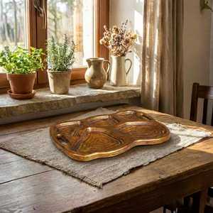 Juego de Vajilla de Alta Calidad, Ecológico y Hecho a Mano, Estilo Americano, Elegante Bandeja de Servir de Madera de Mango con Acabado Antiguo por UO - Product Image 4