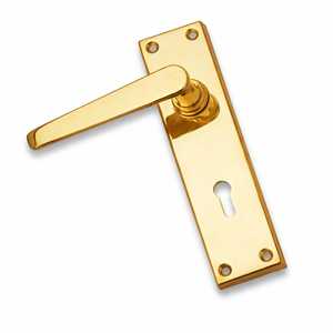 Juego de manija de puerta con cerradura de palanca de latón estilo georgiano y escudo con orificio para llave para puerta interior - Product Image 2
