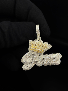 Colgante Personalizado de Rueda de la Fortuna con Diamantes Helados, Corona con Pedrería, Chapado en Acero Inoxidable, Estilo Hiphop, Amuleto Unisex, The Ice Legacy - Product Image 5