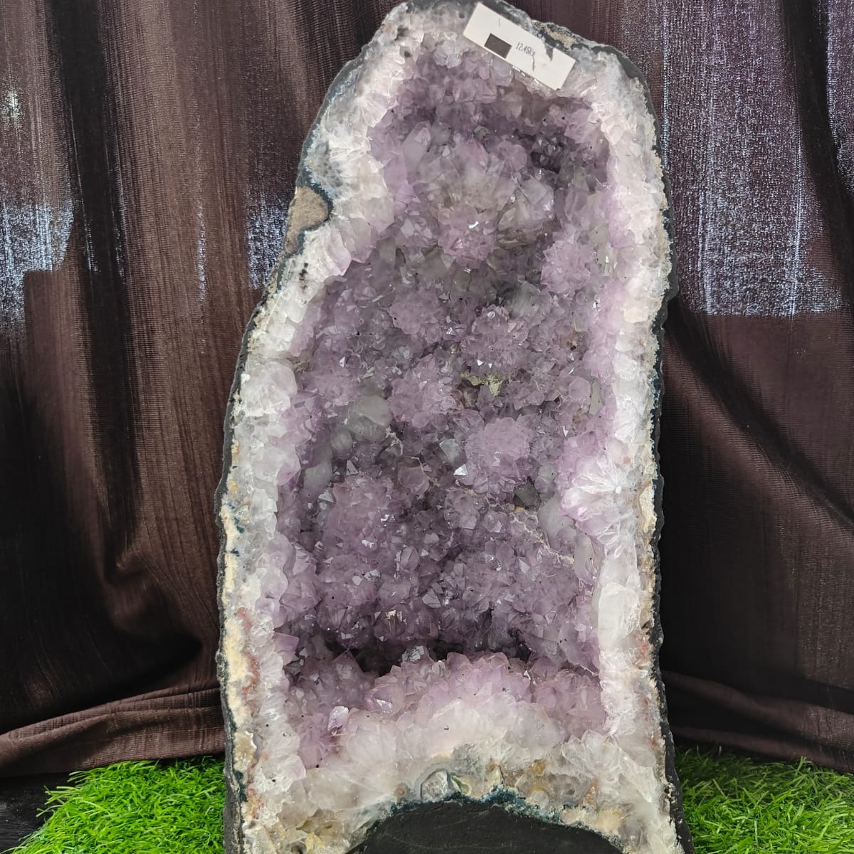 All'ingrosso Natural big ametista Geode caves Grade A raw ametista stone Crystal and Stones Energy crystal energy home decor