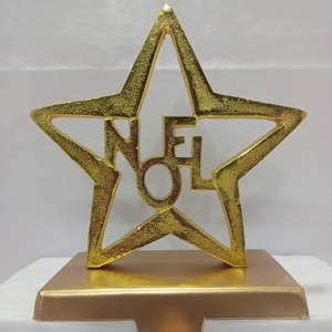 Soporte de lujo para calcetines navideños Golden Star, decoración navideña de aluminio de alta calidad a precio económico. - Product Image 1