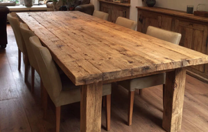 Mesa de comedor y barra de altura ajustable con manivela, de madera maciza de acacia industrial con acabado en nogal y borde natural, estilo rústico. - Product Image 4