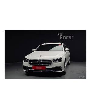 Mercedes-Benz Clase E E220d 4MATIC Exclusive, Modelo Marzo 2023, 56,425 km, Caja de Cambios Automática, Asientos de Cuero, Cámara Trasera, Diésel, Volante a la Izquierda - Product Image 3