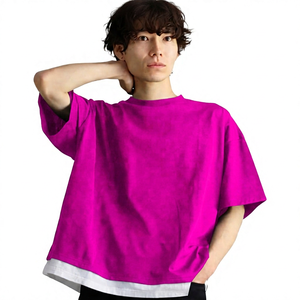Camiseta Negra Extra Grande de Algodón para Hombre con Dobladillo en Contraste Blanco, Cuello Redondo, Manga Corta, Estilo Minimalista - Product Image 6