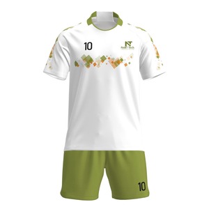 Vêtements de sport confortables pour hommes, uniforme de football 100% polyester, uniforme de football sur mesure pour hommes - Product Image 5