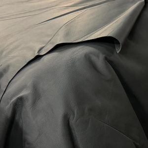Cuir de vachette véritable, grain gaufré, épaisseur 1,2-1,4 mm, résistant à l'eau, pour usage en mobilier - Product Image 1