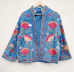 Chaqueta de Invierno Reversible con Bordado Suzani, Manga Larga, Ecológica, Talla Única, para Fiestas - Product Image 4