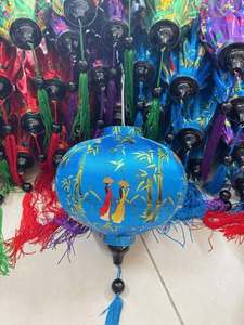 Lámpara Vietnamita Hoi An Bordada en Seda Dorada de Primera Calidad, Estilo Palacio de Lujo, Precio de Fábrica, Proveedor Mayorista - Product Image 3