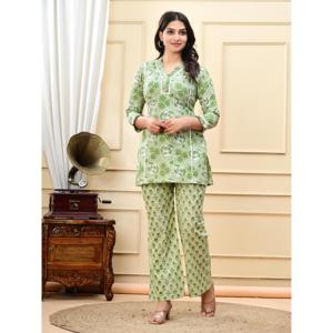 Aarti Fashion – Ensemble Salwar décontracté en crêpe pour femme, haut respirant à manches trois-quarts et col en V, idéal pour le quotidien printemps/été - Product Image 4