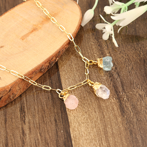 Collar de moda con tres gemas en bruto, cadena de clip chapada en oro de 18k, cuarzo natural en bruto, colgante electrochapado para joyería femenina - Product Image 6