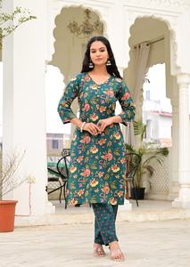 Vestido Salwar Kameez de algodón con estampado étnico en bloques, color verde azulado, largo hasta la pantorrilla, para bodas y fiestas. - Product Image 2