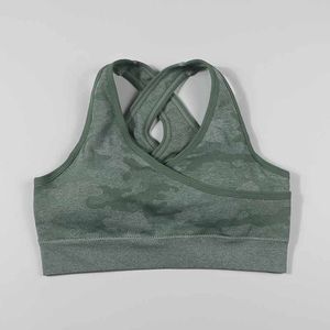 Soutien-gorge de sport camouflage pour femme à bretelles croisées, col rond, maintien moyen, respirant, pour le fitness, avec design en maille - Product Image 3