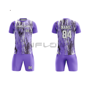 Uniforme de Fútbol con Tela de Poliéster 100% de Secado Rápido, Colores y Logotipo Personalizados para un Rendimiento Óptimo en el Campo, Camiseta de Fútbol - Product Image 4