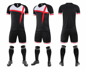 ชุดฟุตบอลสีเขียวดำแบบ sublimated คุณภาพสูง ปี 2026 แบบสั่งทำพิเศษ ไม่มีโลโก้ ขายส่งราคาส่งสำหรับผู้ชาย - Product Image 4