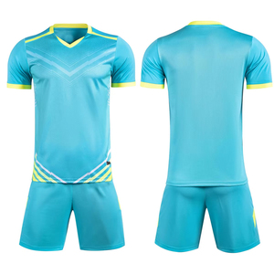 Tenue d'entraînement de football avec tissu à séchage rapide, maillot de football personnalisé respirant 100% polyester à séchage rapide - Product Image 4