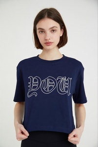 เสื้อยืดครอปผู้หญิงสุดหรู ผ้าเนื้อนุ่ม สวมใส่สบายทุกวัน เสื้อผ้าฤดูร้อนน้ำหนักเบา ทันสมัย - Product Image 6