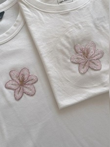 Porte-clés brodé d'étoiles et perlé, rouge et blanc, breloque de sac à main, fait main, cadeau de Saint-Valentin, accessoire mignon pour sacs de femmes - Product Image 3