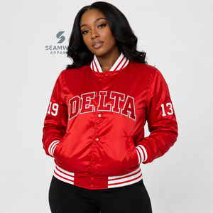 Delta |   Sigma |   Chaqueta universitaria roja de satén para mujer Theta con botones a presión, letras griegas bordadas, cuello y puños de punto a rayas, ropa exterior - Product Image 5