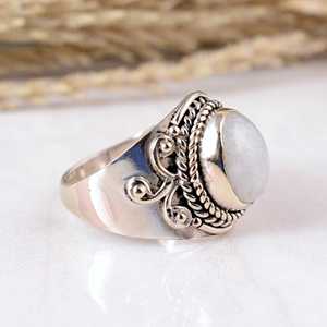 Anillo de Boda de Plata de Ley 925 con Piedra Lunar Blanca Arcoíris, Hecho a Mano, Estilo Antiguo, Vintage, Bohemio, con Textura de Hoja y Gema - Product Image 2