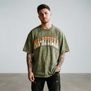 Camiseta Verde Oliva para Hombre, Lavado Ácido, Estampado Gráfico, Borde Crudo, Manga Corta, Ropa Urbana - Product Image 1