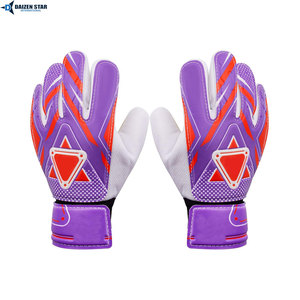 Guantes de Portero de Fútbol Transpirables de Material PU Duradero con Protección para Dedos y Pulgar, Cierre de Tirón, Personalizables - Product Image 5