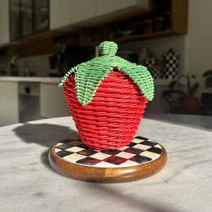 Handwoven Strawberry Shape Rattan Basket Kids Toy Baby Toy Play Pretend Toy Decorative Storage Box for Imaginative Playing - Product Image 2
