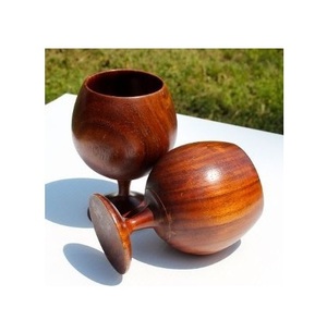 Mug en bois écologique fait main, mug à café en bois massif, finition naturelle, style rustique, vaisselle pour la maison et la salle à manger - Product Image 3