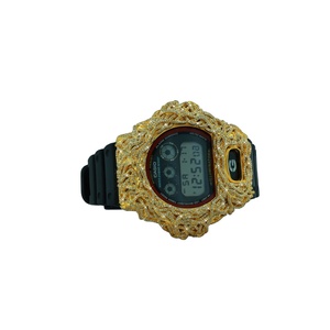 นาฬิกาข้อมือ Iced OutTimeless Pieces Art-Round Case รุ่น Unisex แฟชั่นประดับเพชร พร้อมสายยางแบบ Half Thrones - Product Image 2