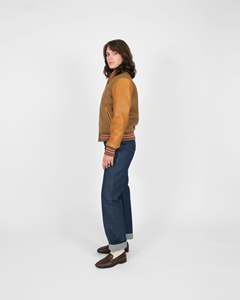 Blouson Bomber Varsity Personnalisé pour Femme en Laine et Cuir – Corps en Laine Premium, Manches en Cuir, Poignets Côtelés et Boutons Pression – Tendance - Product Image 2