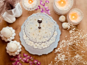 Soporte para Pasteles de Resina de Alta Calidad con Base Resistente, Soporte Profesional para Exhibición de Postres para Panadería, Cafetería y Catering - Product Image 4