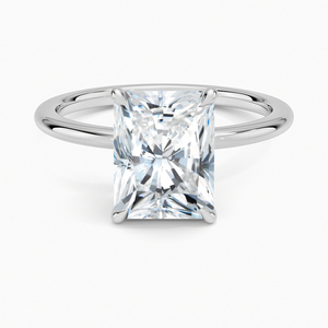 Bague pour femme en argent 925 avec diamant moissanite taille radiant, design minimaliste à quatre griffes, cadeau pour la fête des mères - Product Image 1