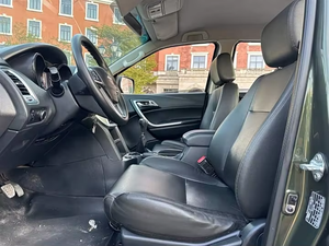 Pick-up d'occasion J.M.C 2018 Yuhu 5 2.0T Turbo R18, transmission manuelle diesel, 4 roues motrices, conduite à gauche, sièges en tissu, 5 places - Product Image 3
