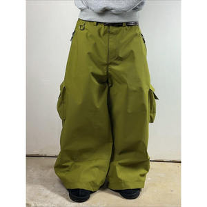 Pantalon cargo parachute long en jean baggy streetwear taille mi-haute pour homme avec revers, fabriqué par un fabricant OEM - Product Image 3
