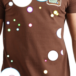 เสื้อยืดคอกลมแขนสั้นสีน้ำตาลสำหรับผู้ชาย ลายจุด พิมพ์ลายดิจิทัล สวมใส่สบาย ทรงปกติ ผ้าฝ้ายเจอร์ซีย์ถัก 100% - Product Image 2